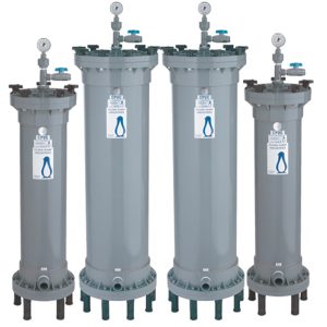 Penguin filter chambers for pumps and filters